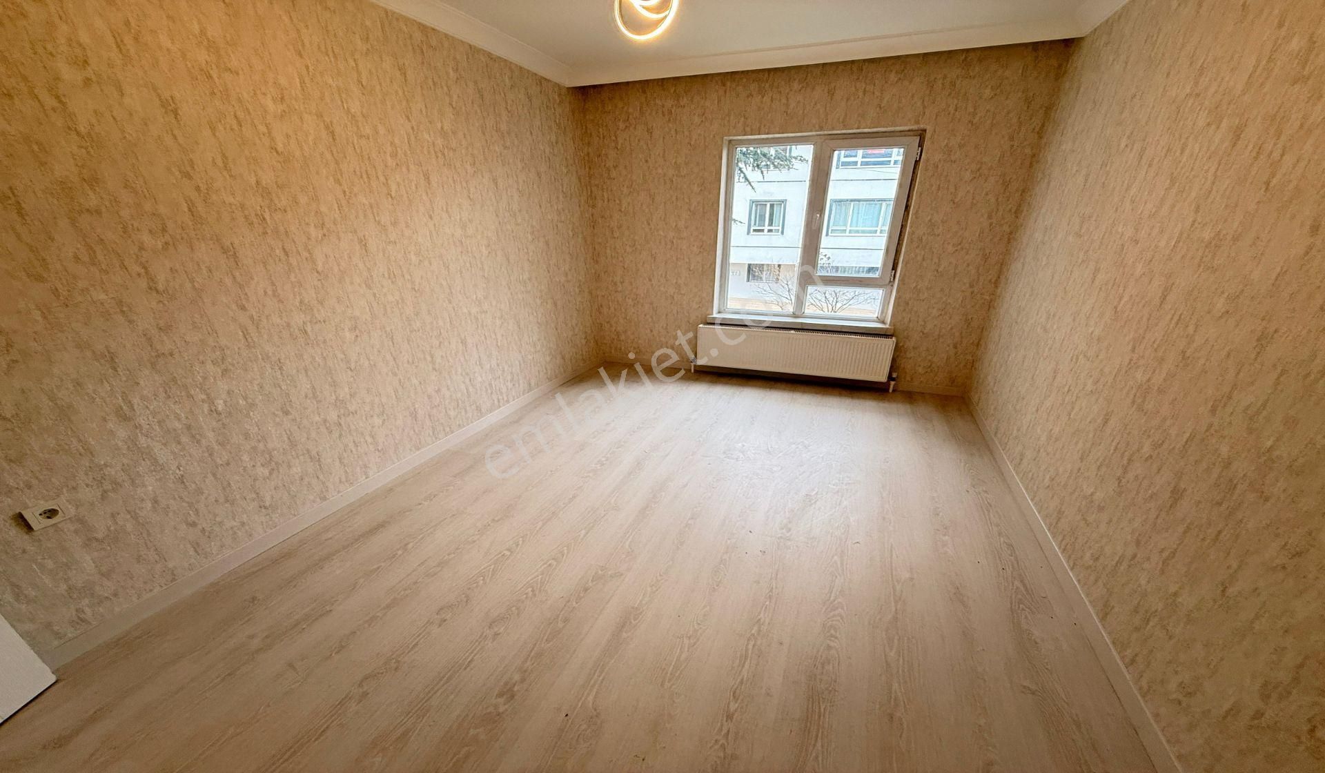 İncirli Refiksaydam Caddesi Yakını 3+1 Bağımsız Katta Ful Yapılı - Görsel 24