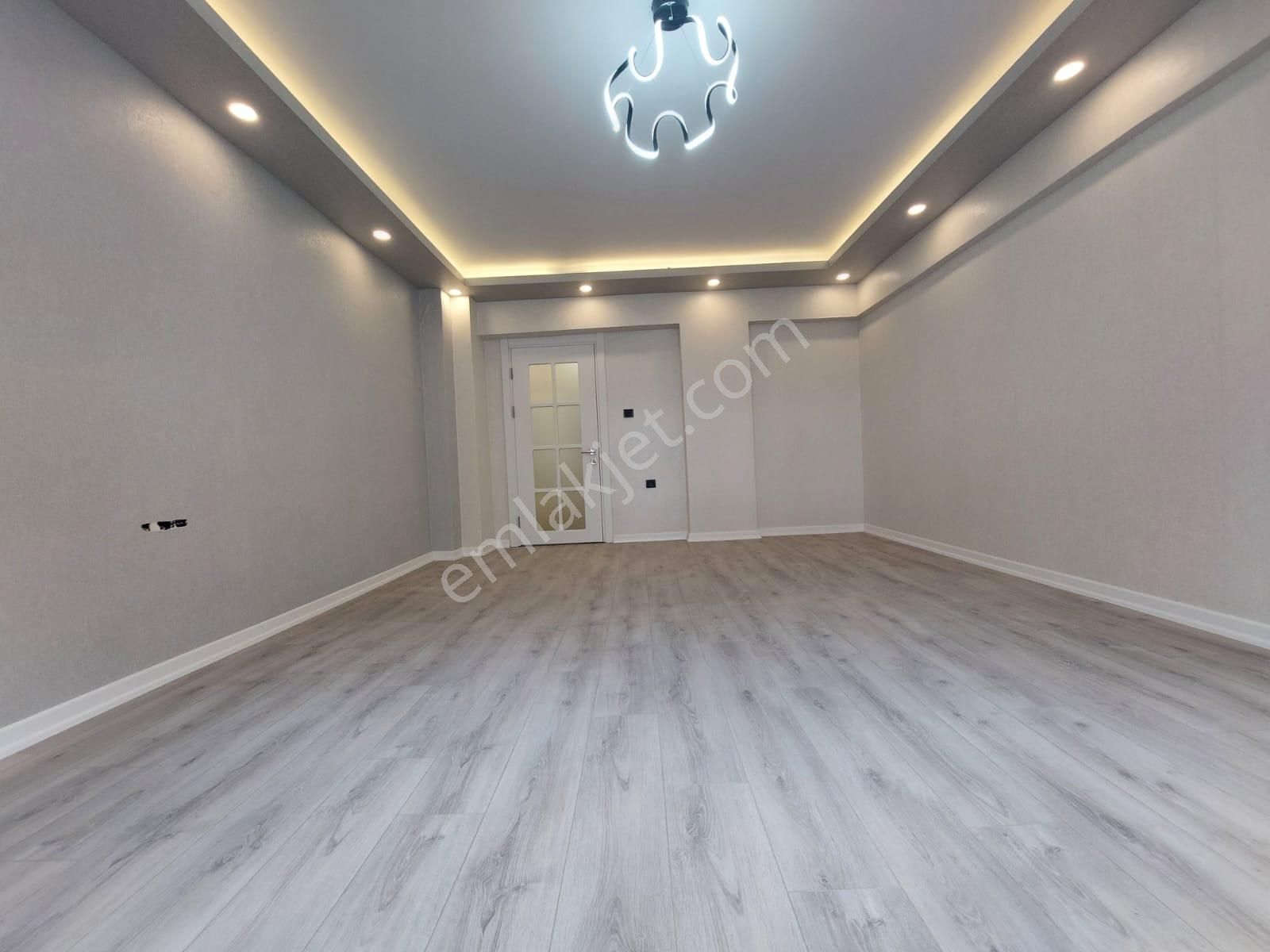 Elvan Mah Satılık 3+1 Ful Yapılı Kat Ta Geniş Daire - Görsel 20