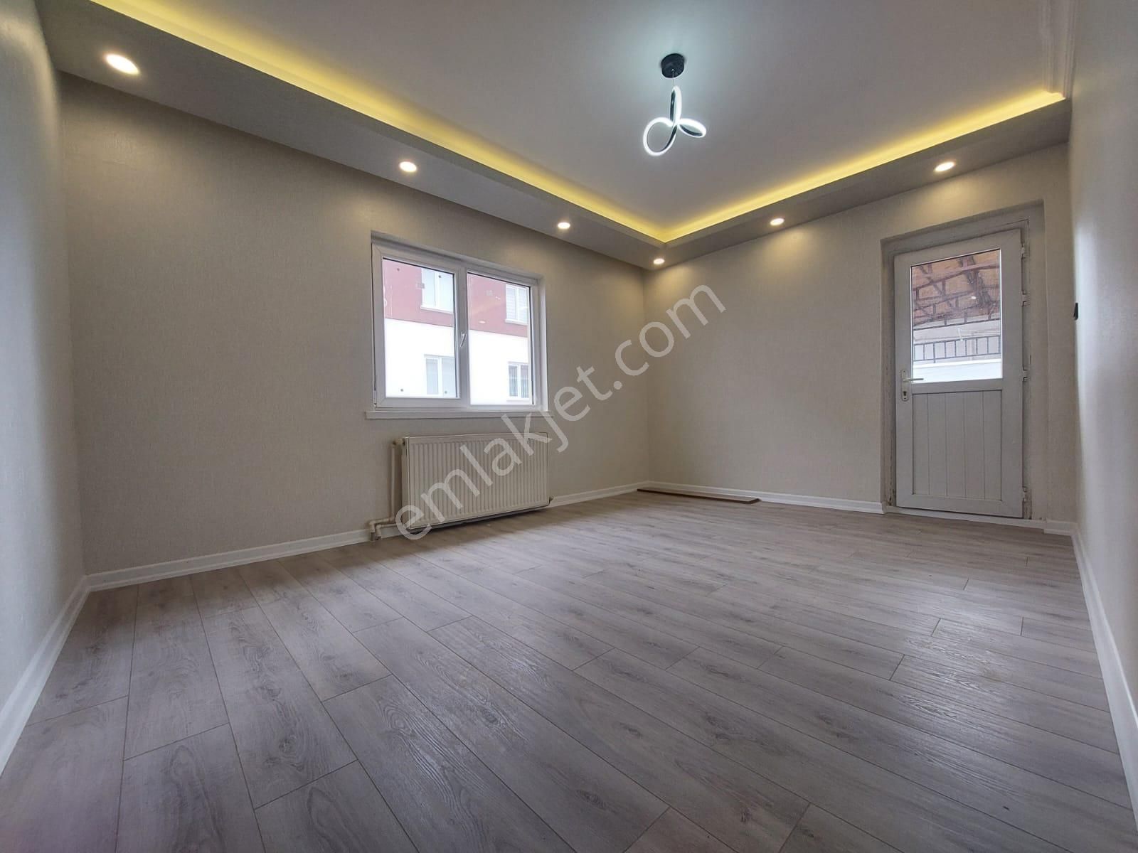 Elvan Mah Satılık 3+1 Ful Yapılı Kat Ta Geniş Daire - Görsel 12