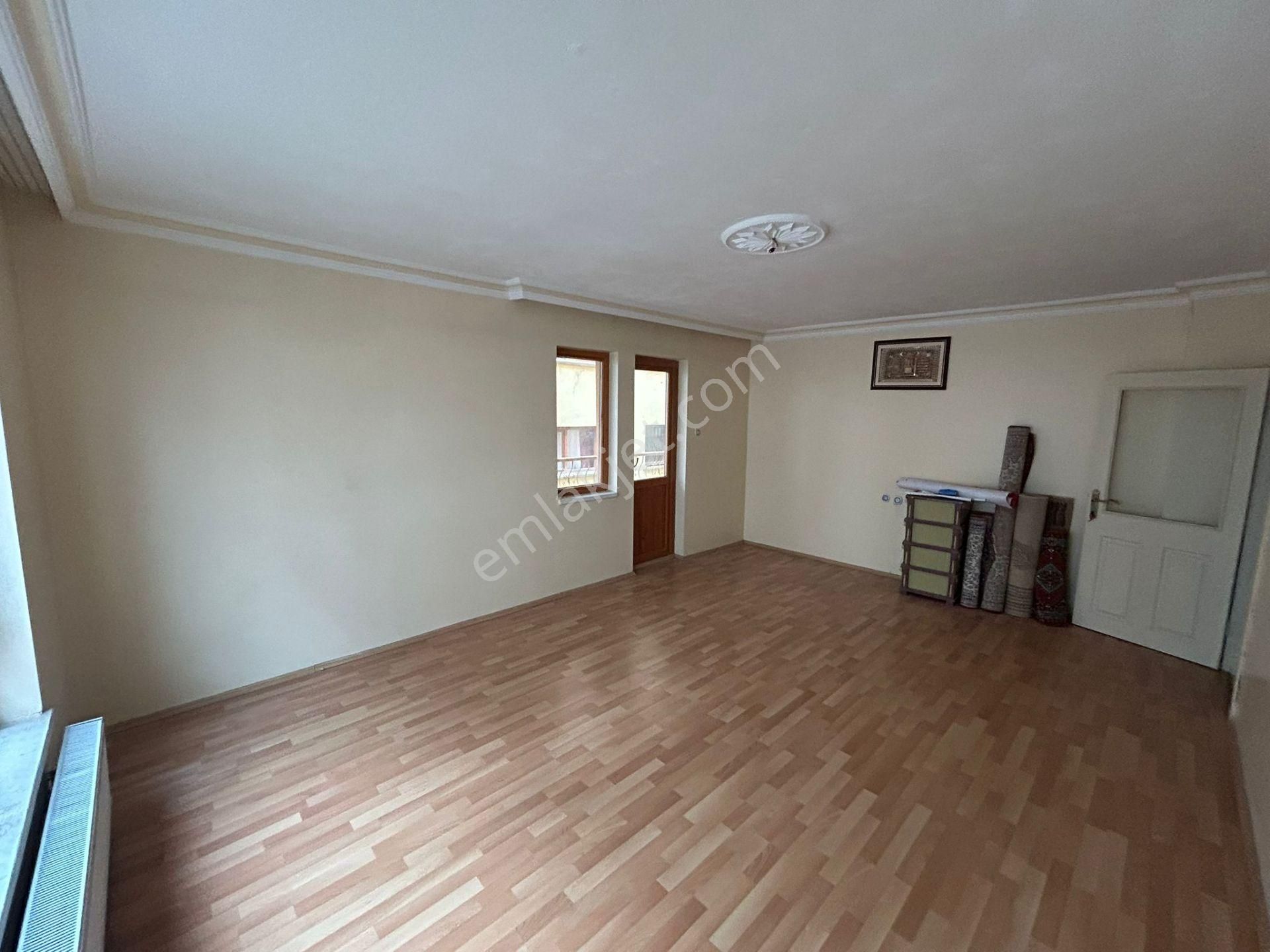 Mamak - Başak Mahallesinde Katta Çift Balkonlu 3+1 Satılık Daire !!! - Görsel 3