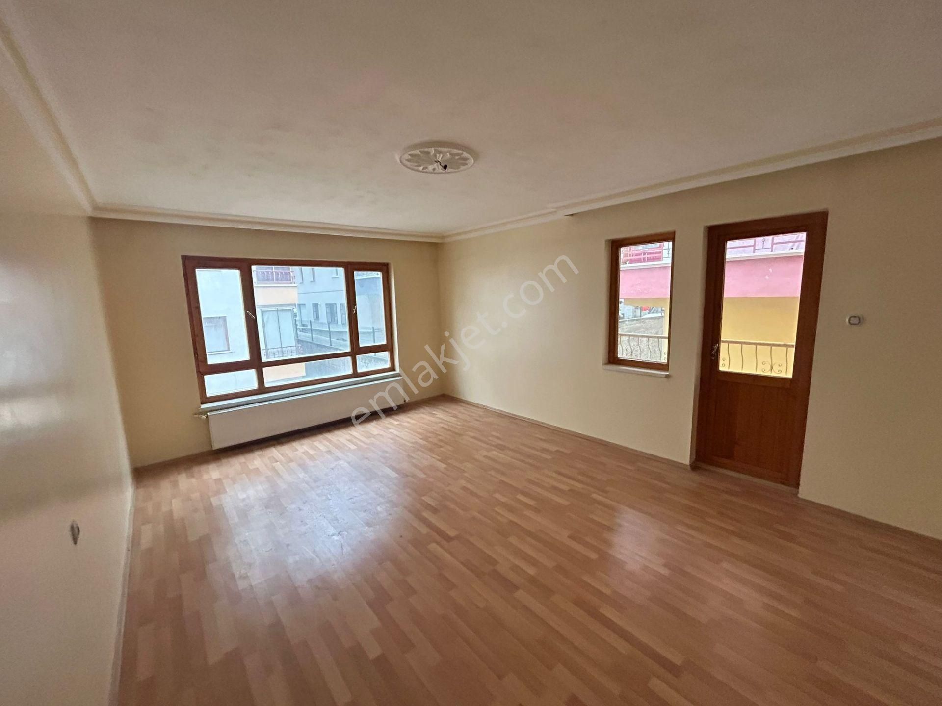 Mamak - Başak Mahallesinde Katta Çift Balkonlu 3+1 Satılık Daire !!! - Görsel 2