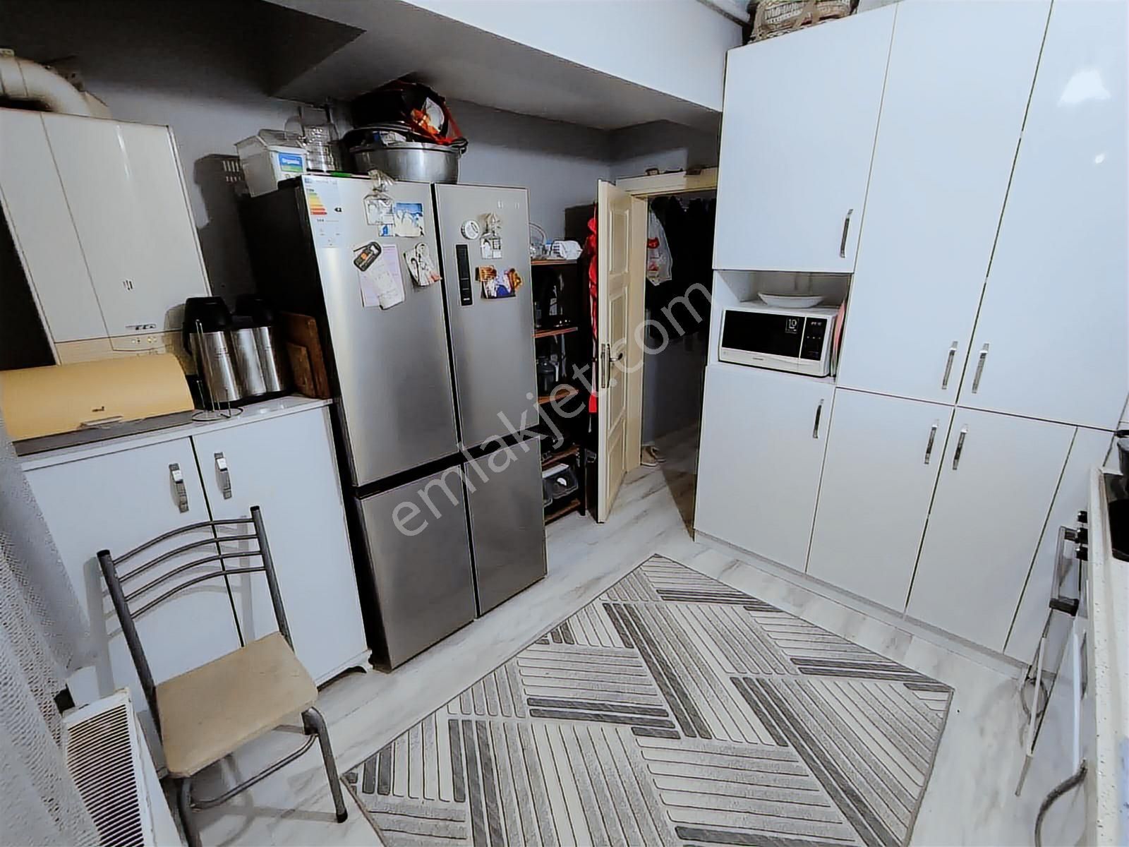 Bursa Yıldırım Ertugrulgazi Mah 3+1 Sit. İçi 120 M2 Net !!! - Görsel 8