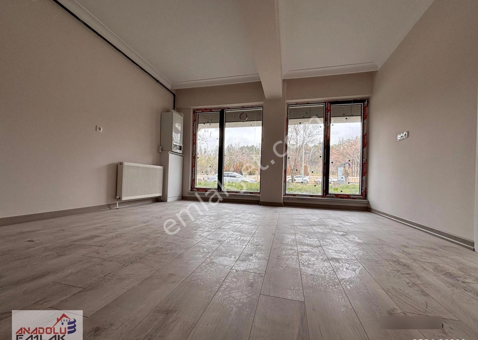 Bahçelievlerde Cadde De Köşe Ön 1+1 Daire & Her İşe Uygun İşyeri - Görsel 2