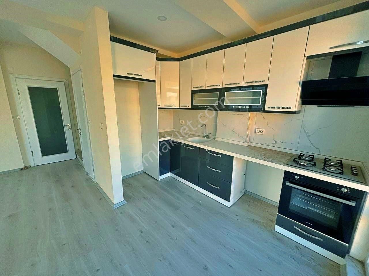 Uytun'dan Burhaniye Öğretmenler Mahallesinde 3+1 Satılık Dubleks - Görsel 10