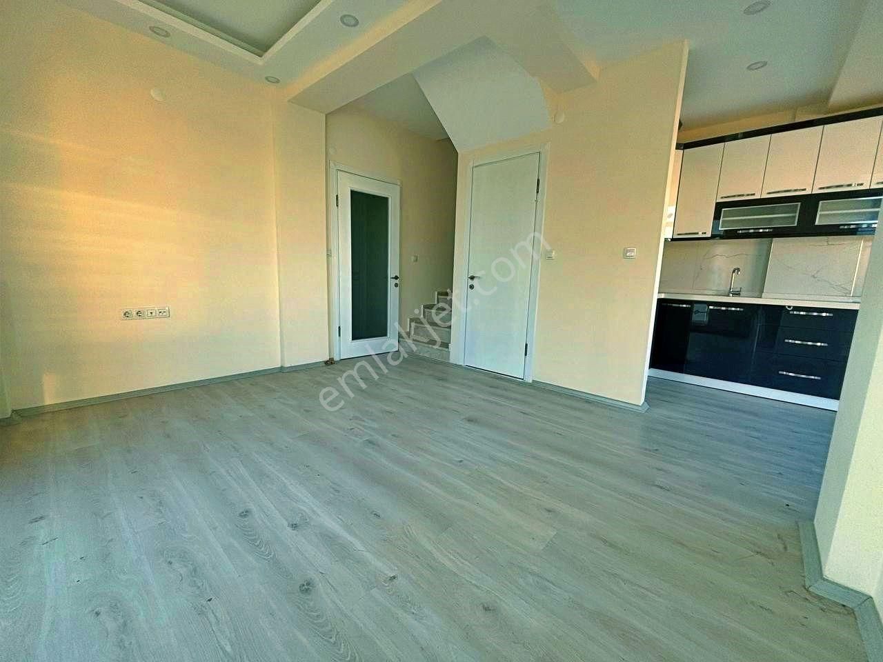 Uytun'dan Burhaniye Öğretmenler Mahallesinde 3+1 Satılık Dubleks - Görsel 9