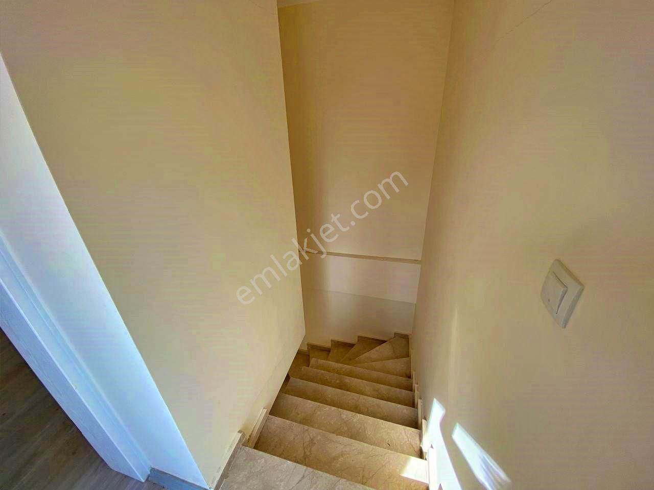 Uytun'dan Burhaniye Öğretmenler Mahallesinde 3+1 Satılık Dubleks - Görsel 5