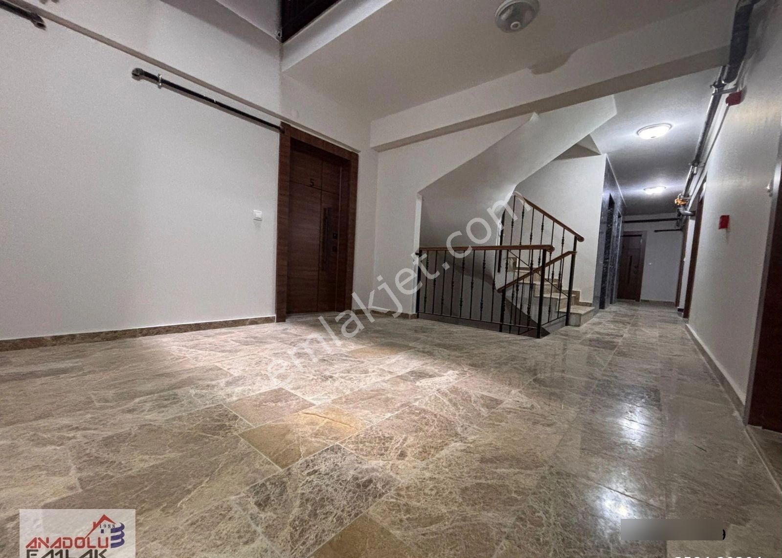 Anadoludan Bahçelievlerde Yeni Binada 2+1 Katta Ön Teraslı Dublex - Görsel 19