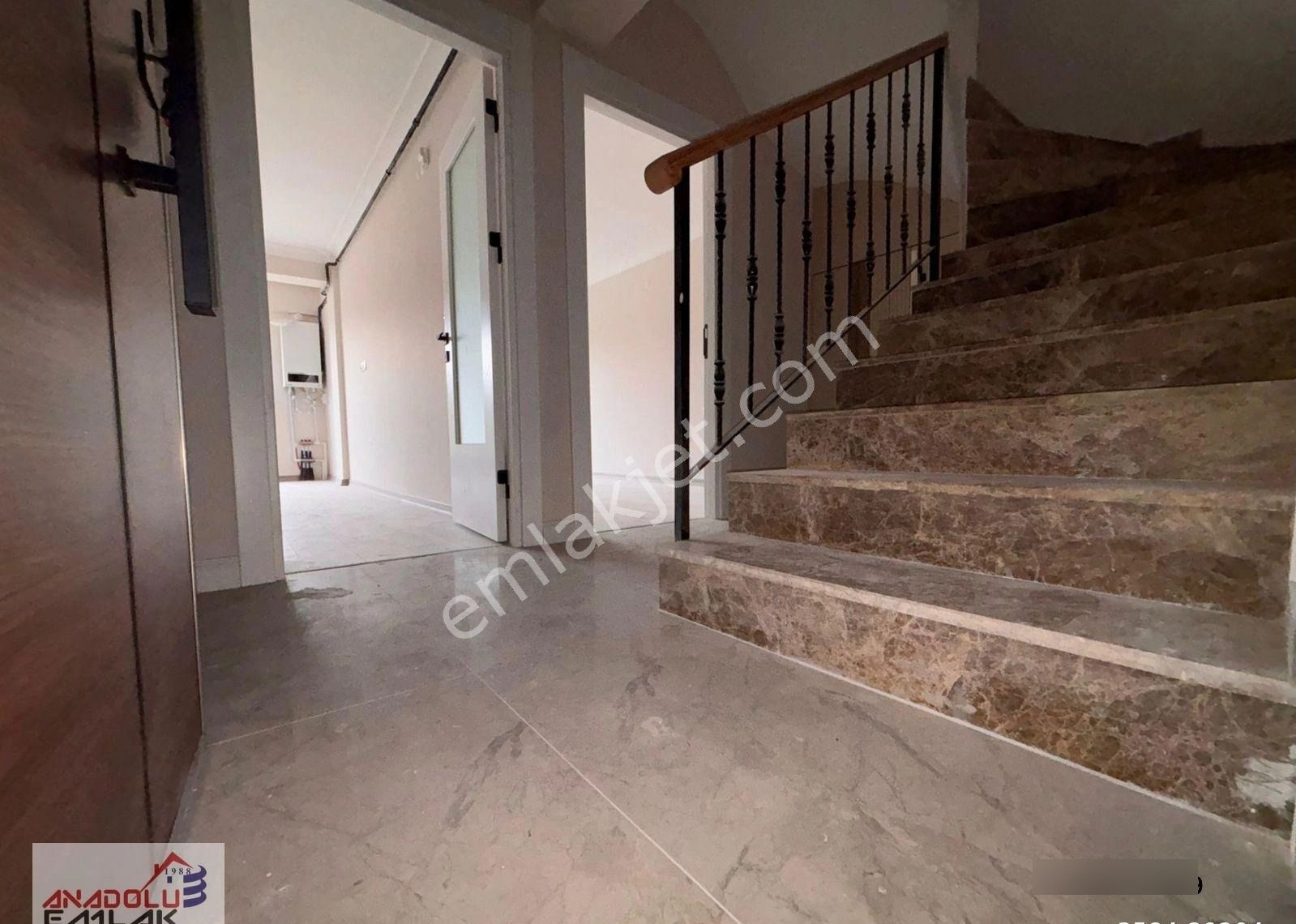 Anadoludan Bahçelievlerde Yeni Binada 2+1 Katta Ön Teraslı Dublex - Görsel 5