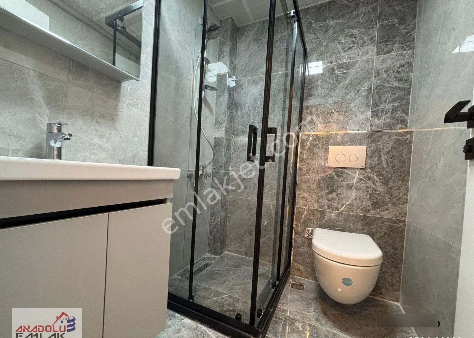 Bahçelievlerde Yeni Sıfır Binada 2+1 Ön Ultra Lüx Panjurlu - Görsel 2