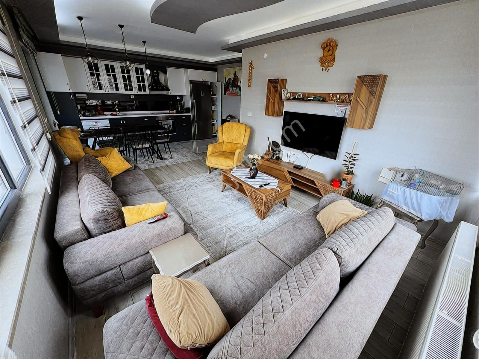 Cumhuriyet Mah. İst Yolu Metro Mevki Lüx Yapılı Manzaralı 2+1 - Görsel 2