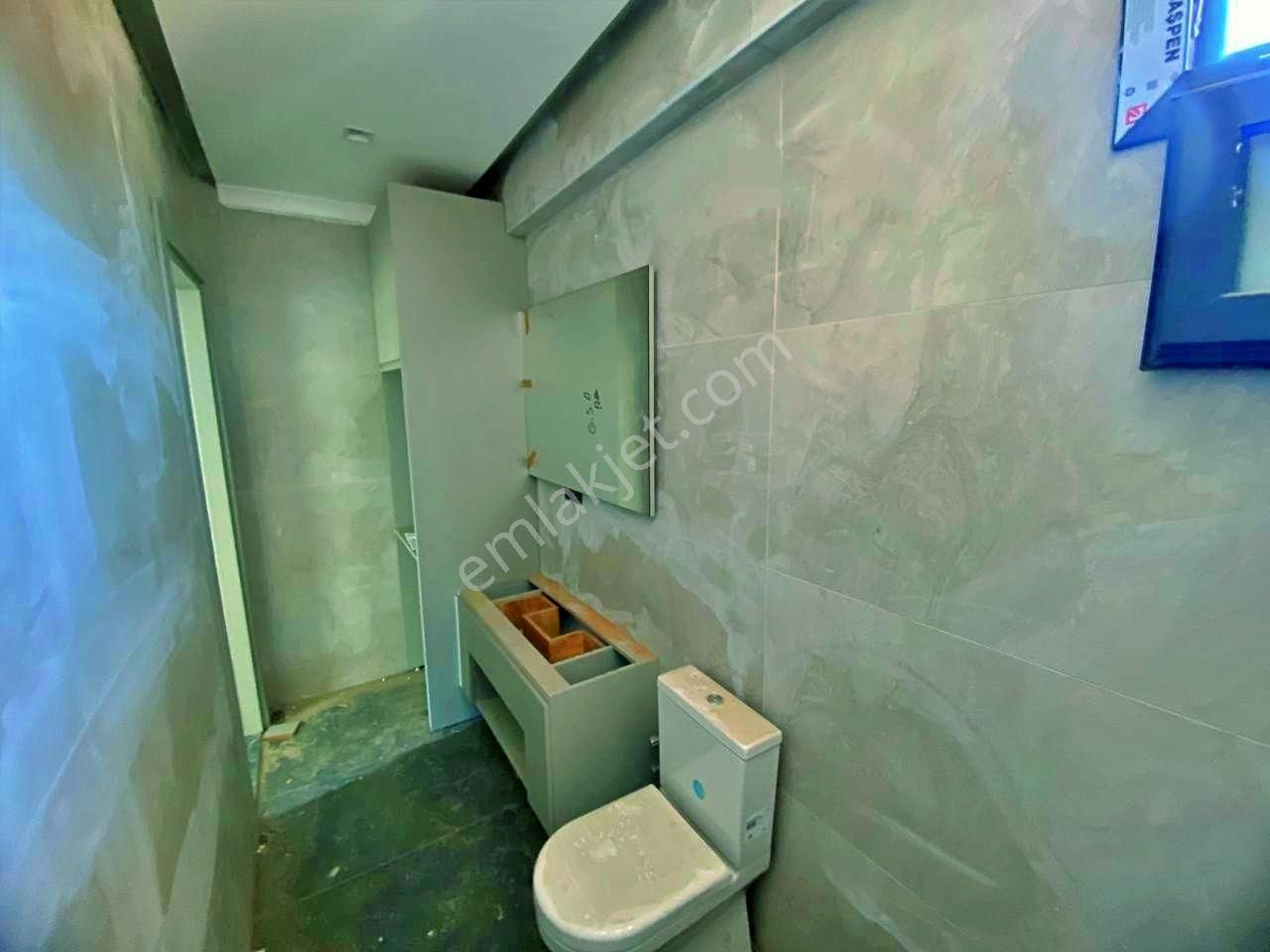 Uytundan Örende Site İçerisinde Müstakil Bahçeli 3+1 Villa - Görsel 10