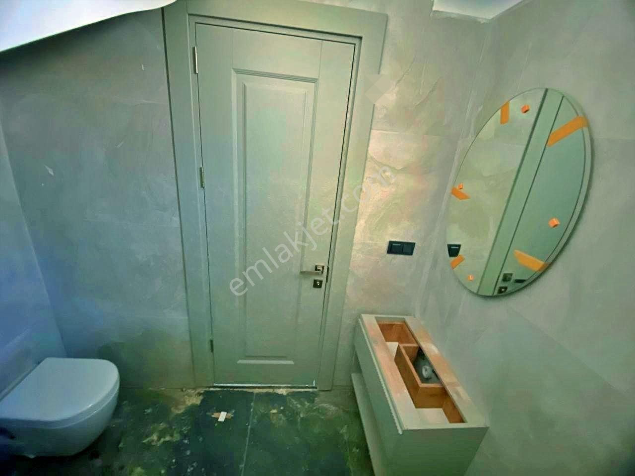 Uytundan Örende Site İçerisinde Müstakil Bahçeli 3+1 Villa - Görsel 31