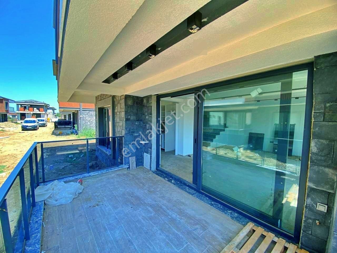 Uytundan Örende Site İçerisinde Müstakil Bahçeli 3+1 Villa - Görsel 20