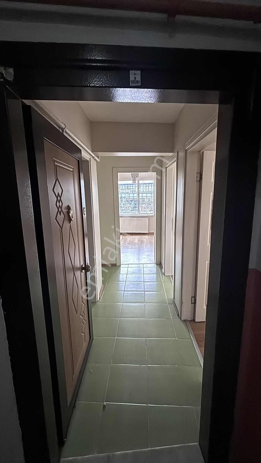 Gürsel Mahallesin'de 2+1 Kiralık Daire - Görsel 2