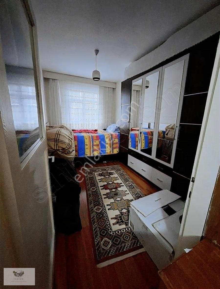 Bahçelievler Nevruz Sokakta Caddeye Yakın 100m2 Kat 3 - Görsel 16