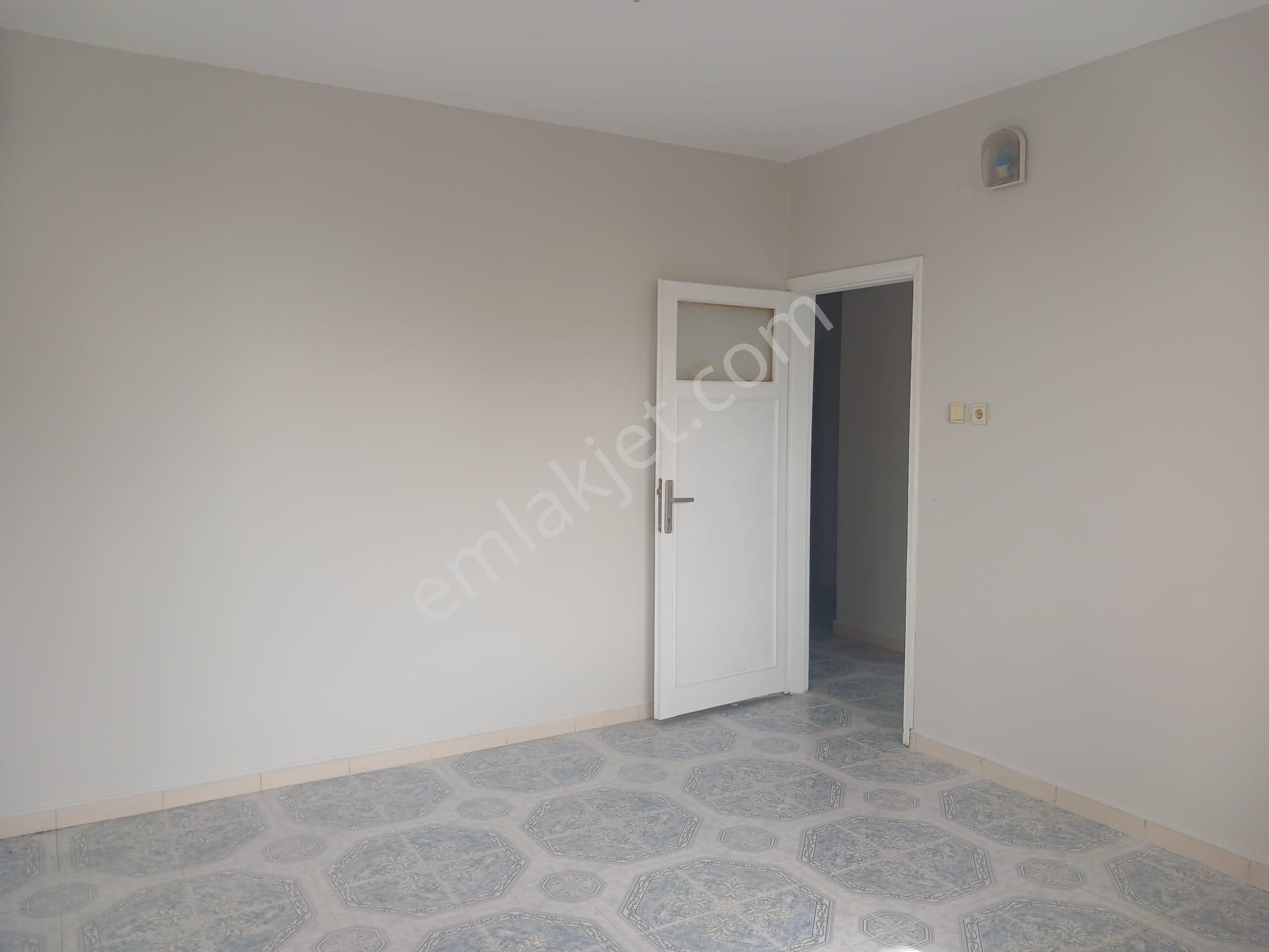 Adana Sarıçam Yeşiltepede 2+1 Geniş Doğalgaz Sobalı Kozan Yoluna Yakın Fırsat Daire - Görsel 11