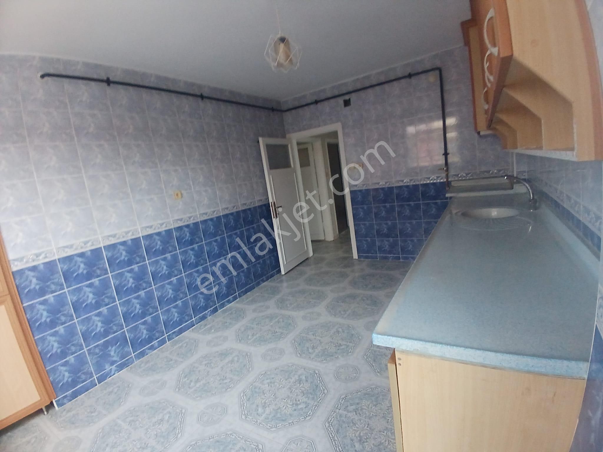 Adana Sarıçam Yeşiltepede 2+1 Geniş Doğalgaz Sobalı Kozan Yoluna Yakın Fırsat Daire - Görsel 12