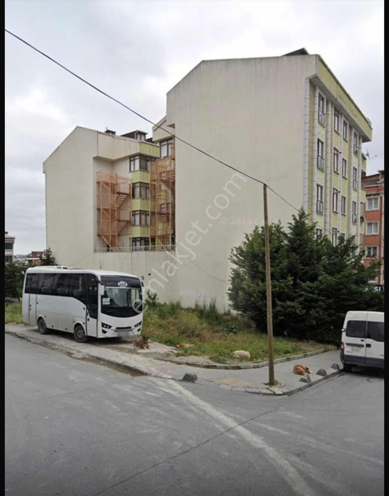 N.fazıl Caddesinde Kiralık 2+1 95 M2 Ara Kat Daire - Görsel 4