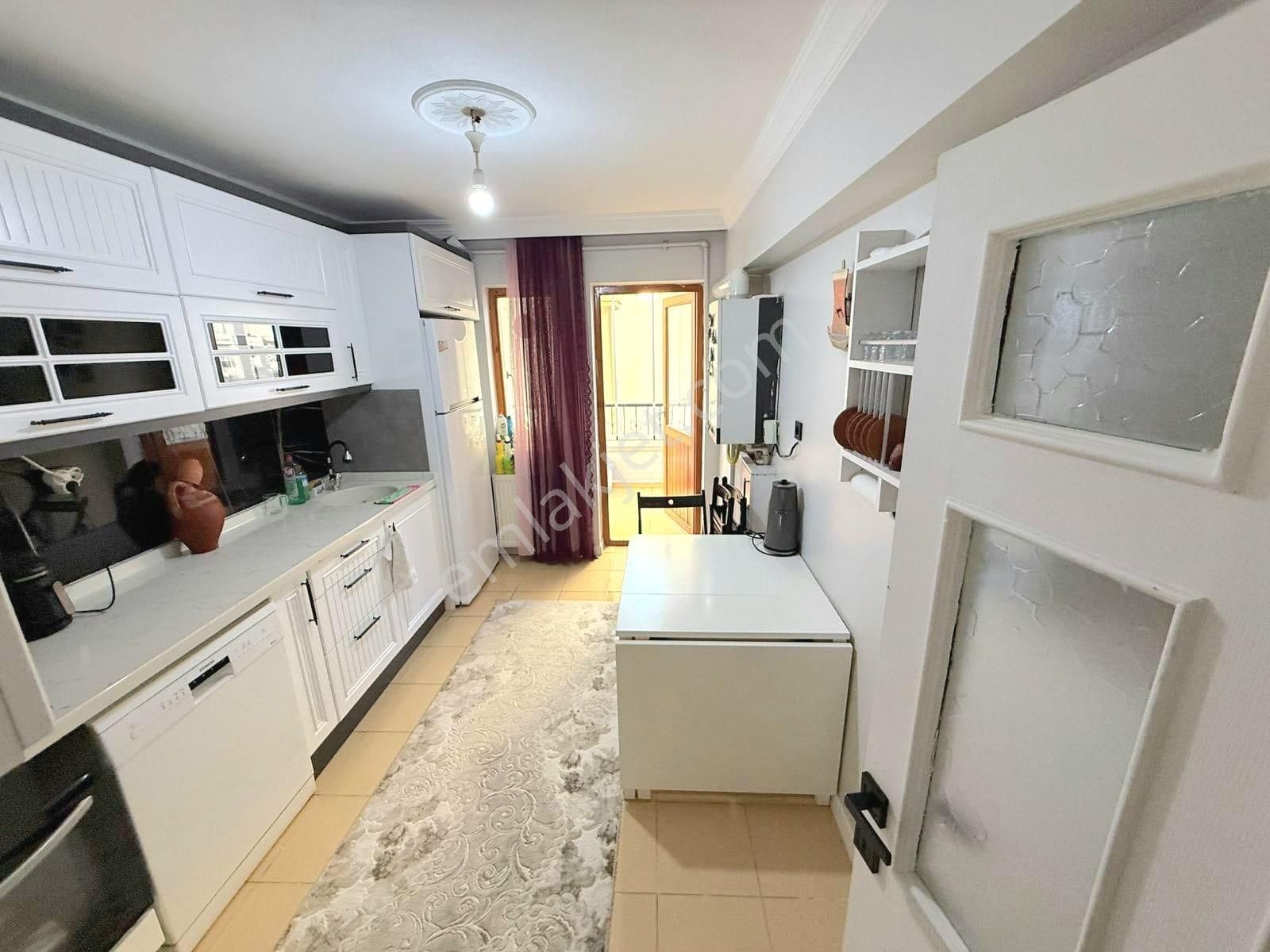 Satılık 3+1 Daire Çok Geniş Ferah Daire Battalgazi Mah.altındağ - Görsel 3