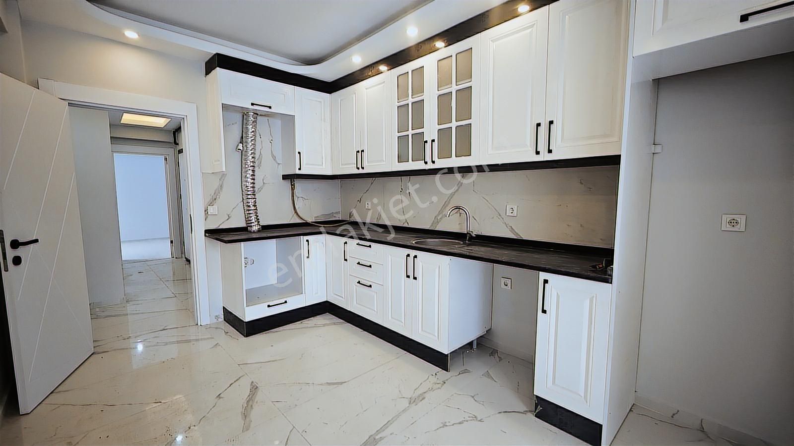 Buca İnönü Mah. Lansmana Özel Sıfır 2+1 Satılık Daire