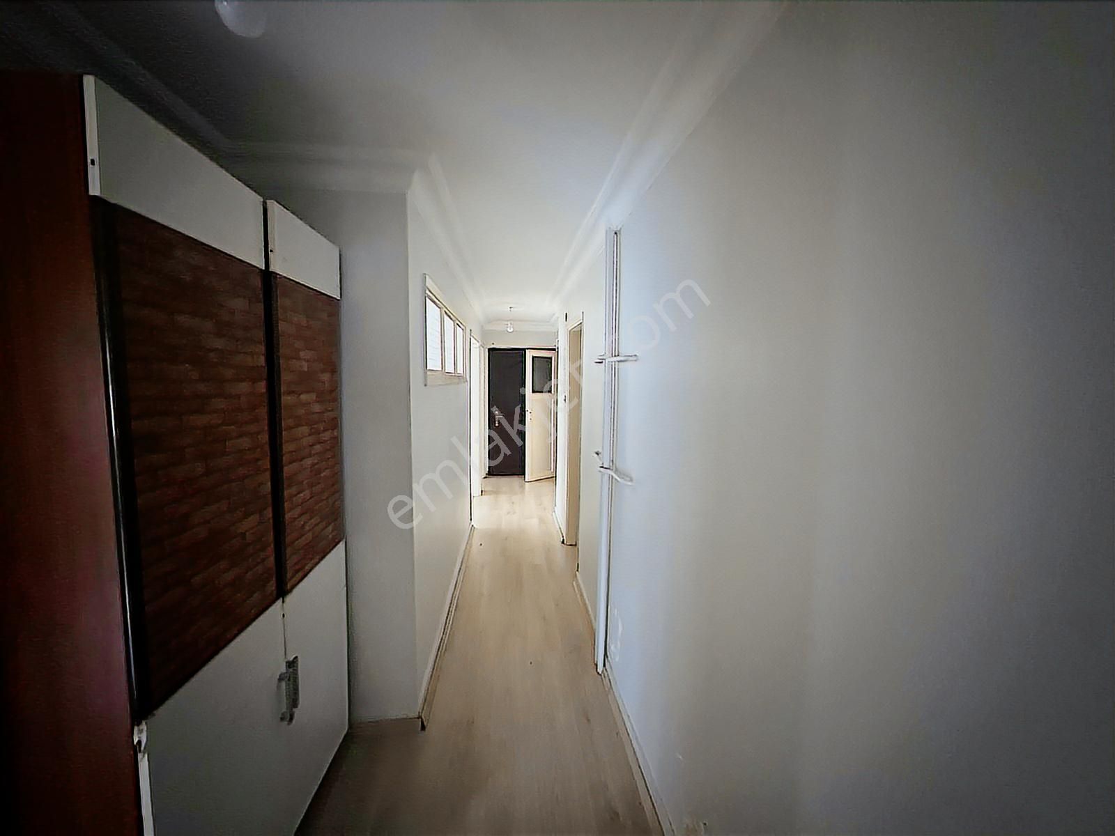 Kiralık Daire Site İçinde Otoparklı 3+1 120 M² - Görsel 3
