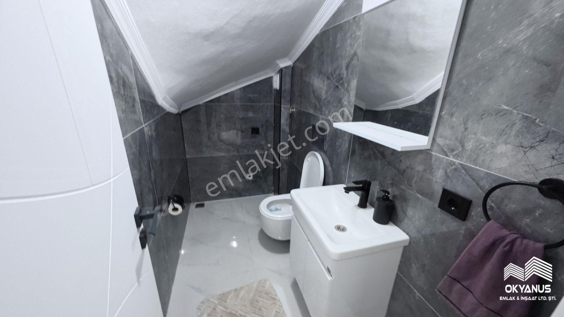 Sakarya Karasu'da Geniş Teraslı Bahçeli 3+1 Modern Villa - Görsel 15