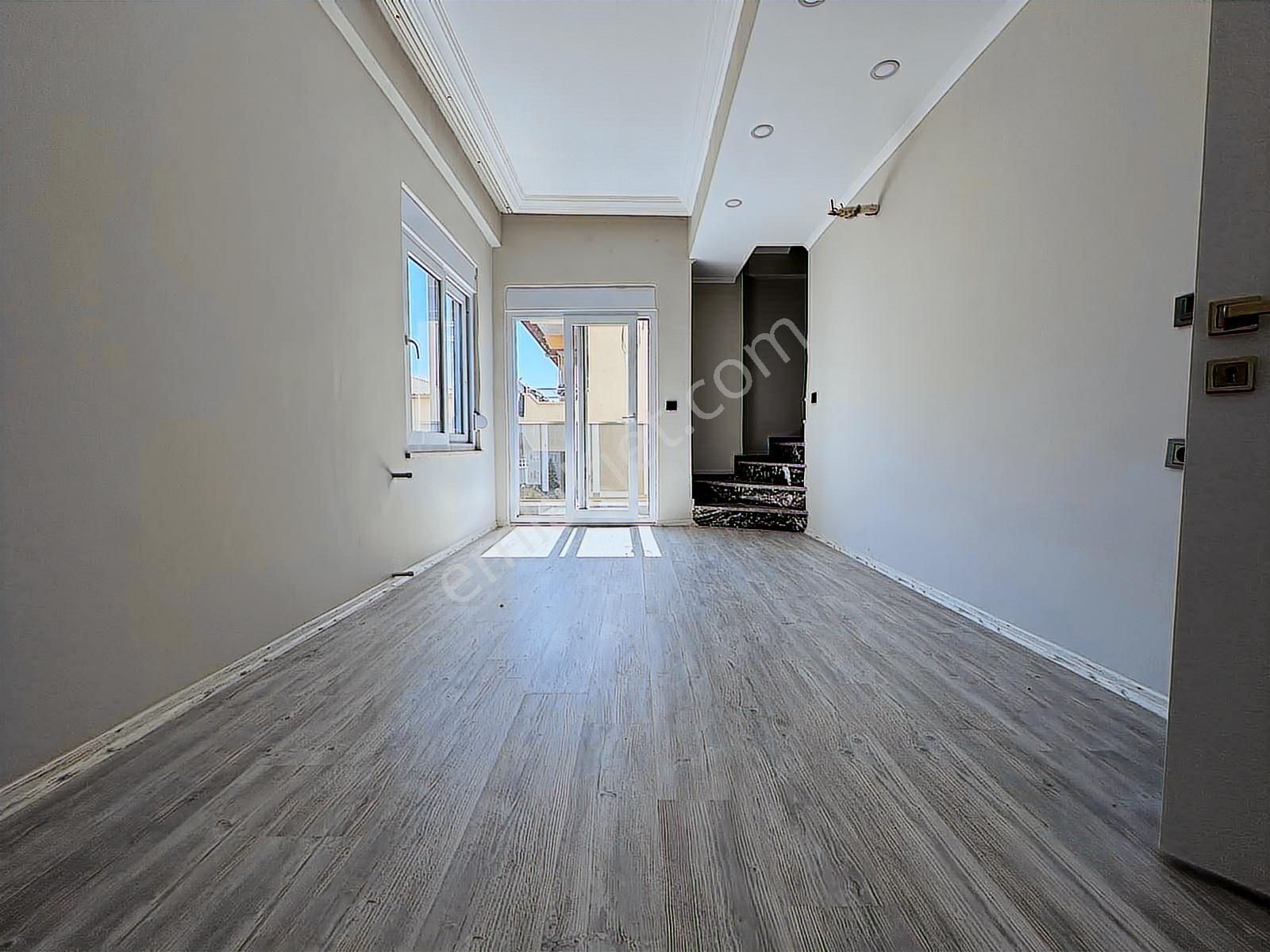 Öğretmenevi Yanında Takasa Açık Şık Tasarım 3+1 Dubleks - Görsel 22