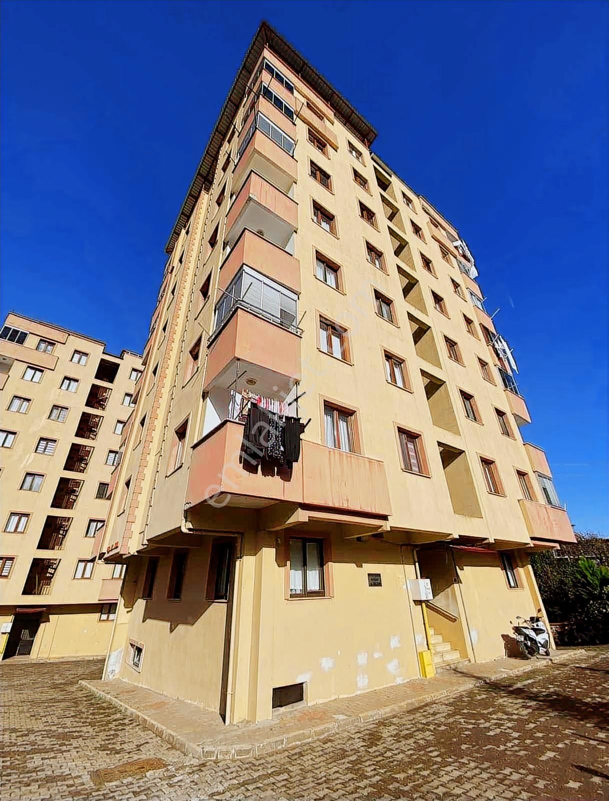 Trabzon 1 Nolu Bostancıda Satılık Site İçi Fırsat Daire - Görsel 4