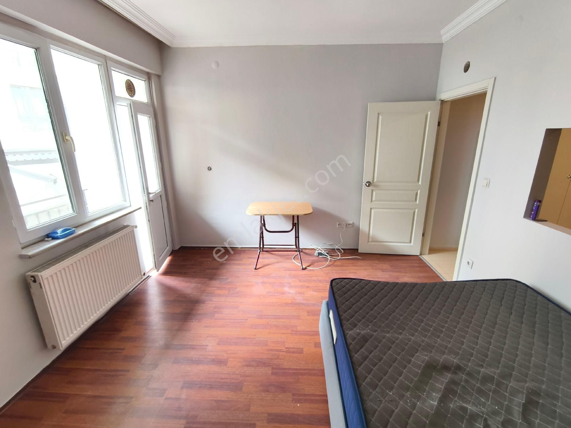 Pera'dan Eskibağlar Yengi Sk. Eşyalı Kiralık 1+0 Geniş Daire - Görsel 6