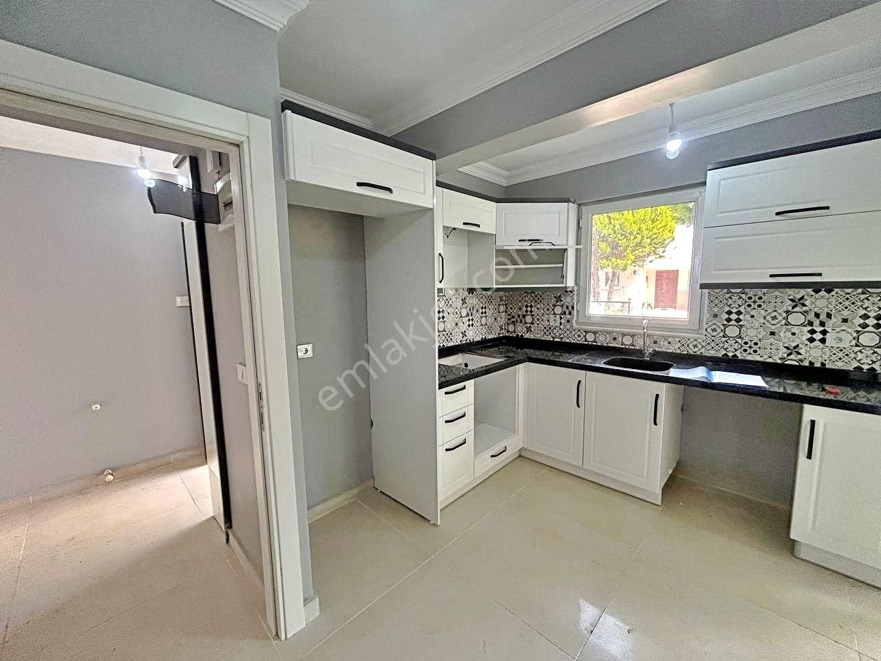 Uytundan Akçay'da Denize 400 Metre 3+1 Bahçeli Satılık Villa - Görsel 17