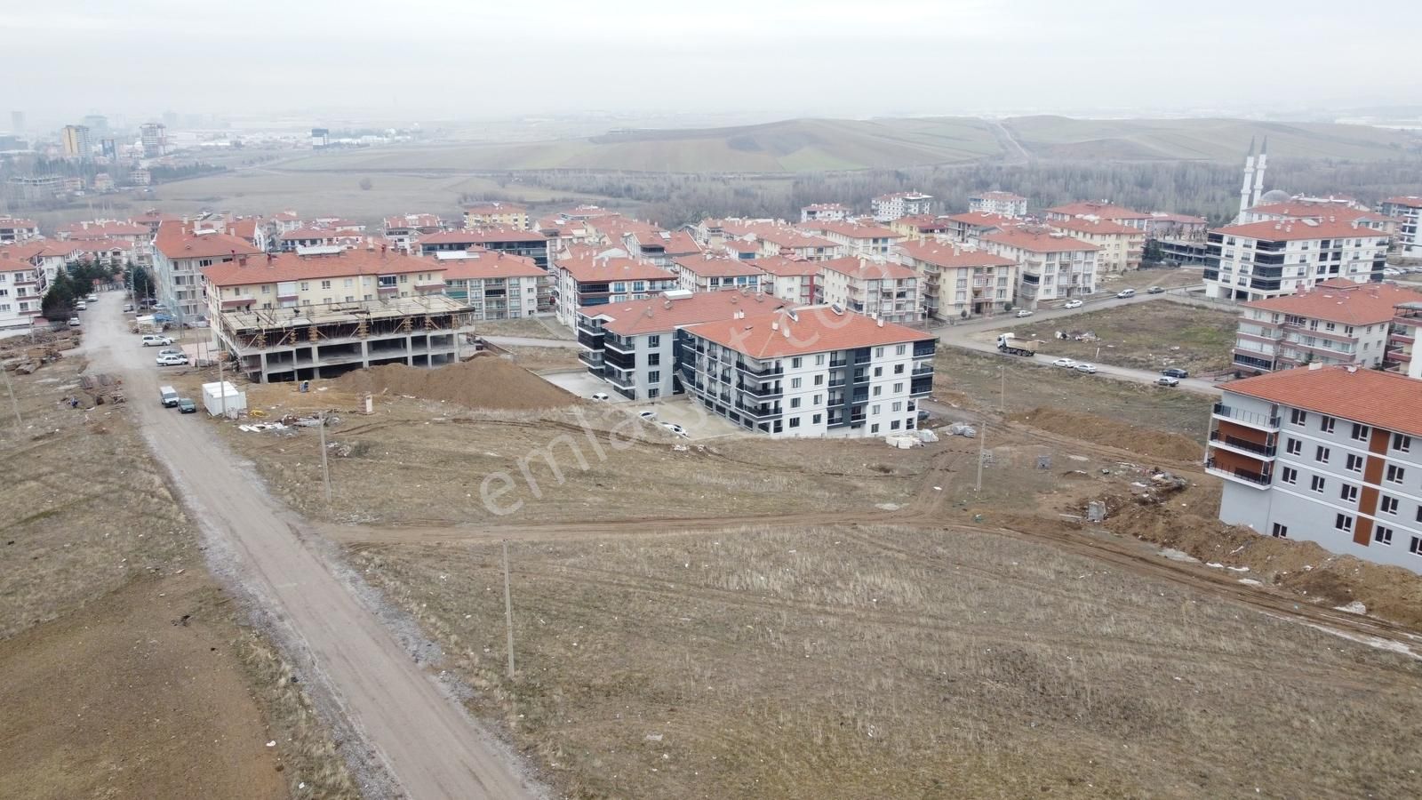 *altınova Da Yüksek Kat İmarlı Bi Daire Getirili Şehrin İçinde* - Görsel 25