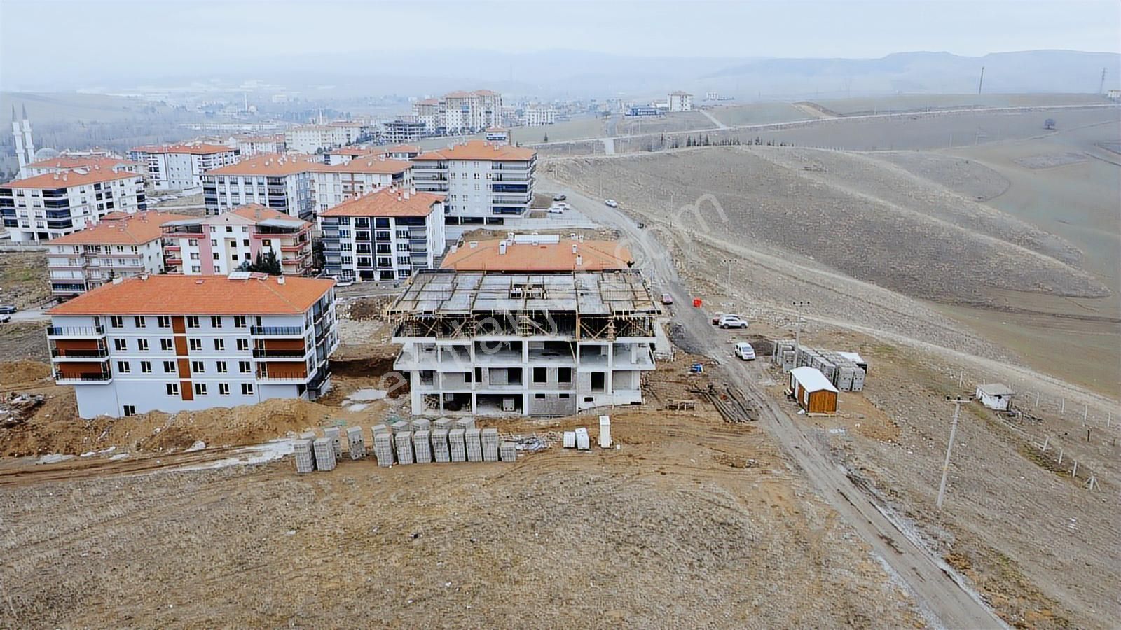 *altınova Da Yüksek Kat İmarlı Bi Daire Getirili Şehrin İçinde* - Görsel 10