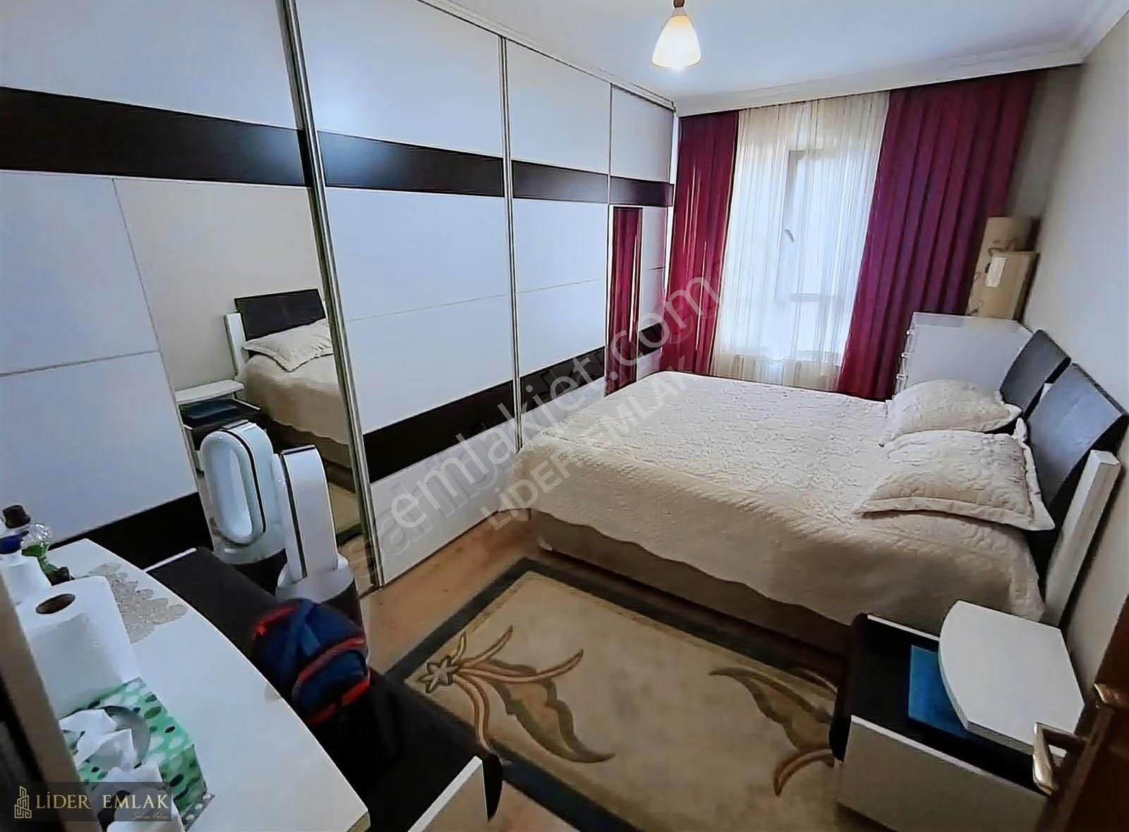 Ilı Lider Emlak'tan Ilı Ön Cephe Köşe Başı 3+1 Kiralık Daire - Görsel 15