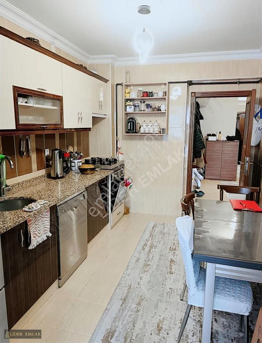 Ilı Lider Emlak'tan Ilı Ön Cephe Köşe Başı 3+1 Kiralık Daire - Görsel 20