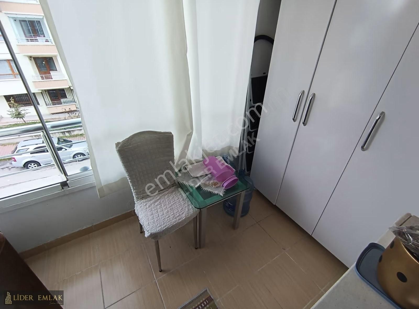 Ilı Lider Emlak'tan Ilı Ön Cephe Köşe Başı 3+1 Kiralık Daire - Görsel 5