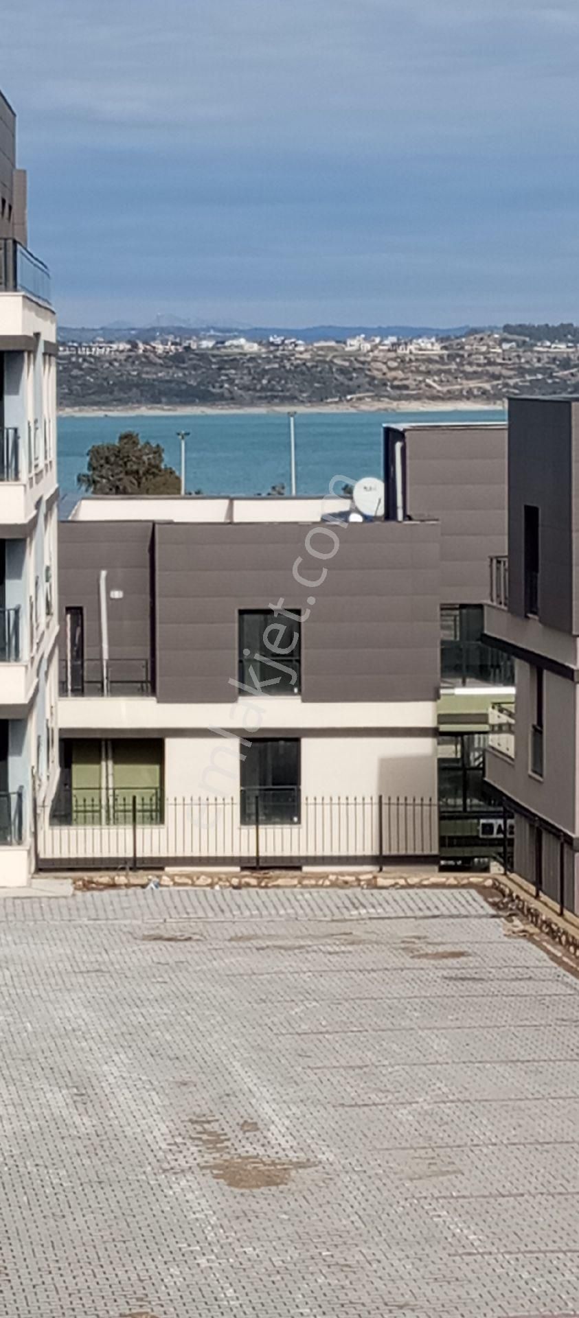 Panaromik Göl Manzaralı