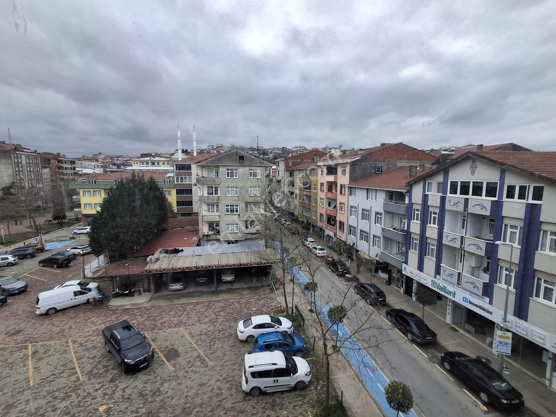 Karasu Merkezde 2+1 Geniş Önü Açık Satılık Daire - Görsel 26