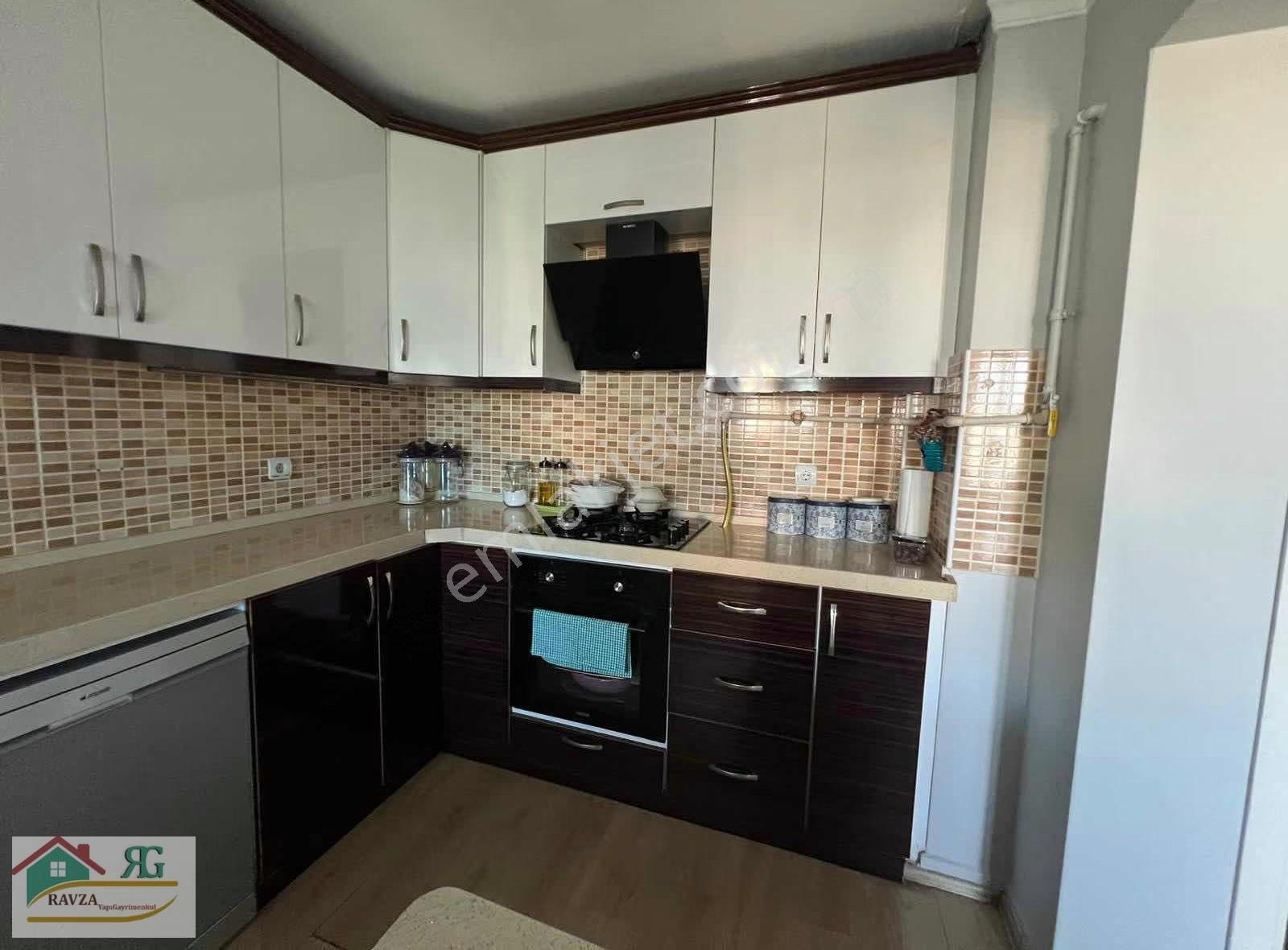 Ravza Yapı Gayrimenkulden 7+1 Satılık Dublex Daire. - Görsel 2