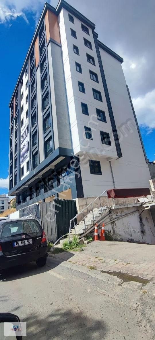 Hatboyu Caddesinde Sıfır Binada Satılık 1+1 Daire - Görsel 14