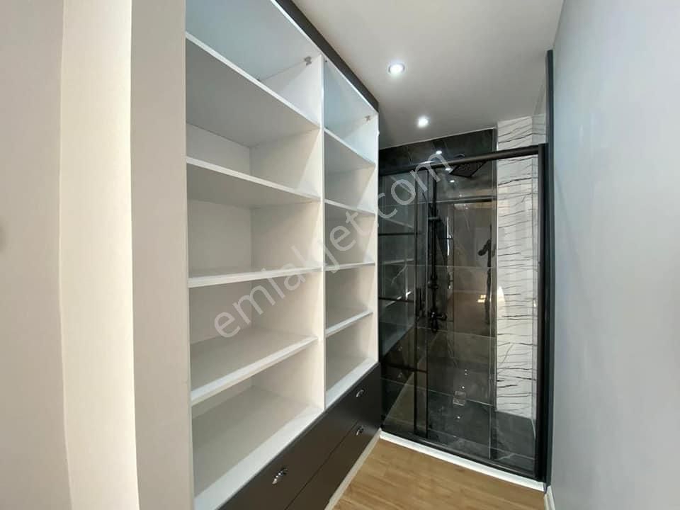 Metrobüse 7'dk Yürüme Mesafesinde 3+1 Otoparklı Şık Tasarımlı Dairemiz... - Görsel 11