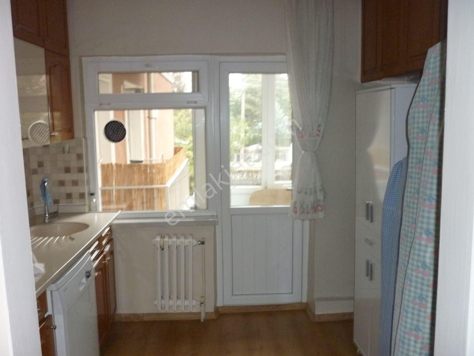 Fatih Mahallesinde 3+1 Site İçinde Ara Kat Daire! - Görsel 2