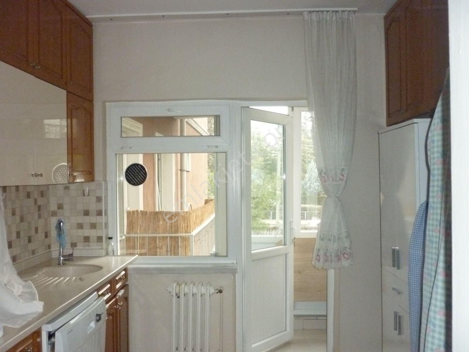 Fatih Mahallesinde 3+1 Site İçinde Ara Kat Daire! - Görsel 4