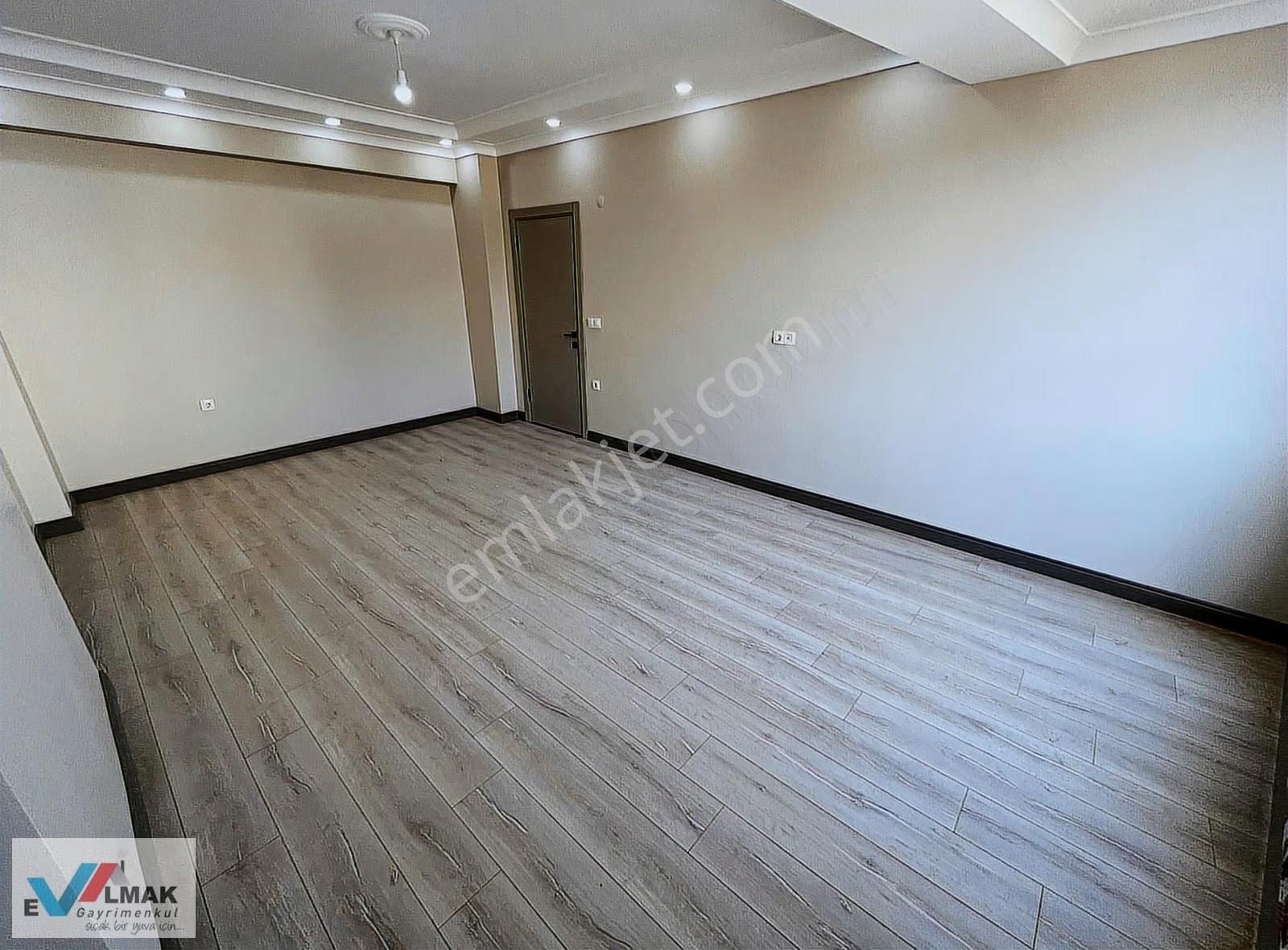 Söğütlüçeşme Mahallesi'nde Satılık 2+2 Dubleks 1.sınıf İşçilik - Görsel 3