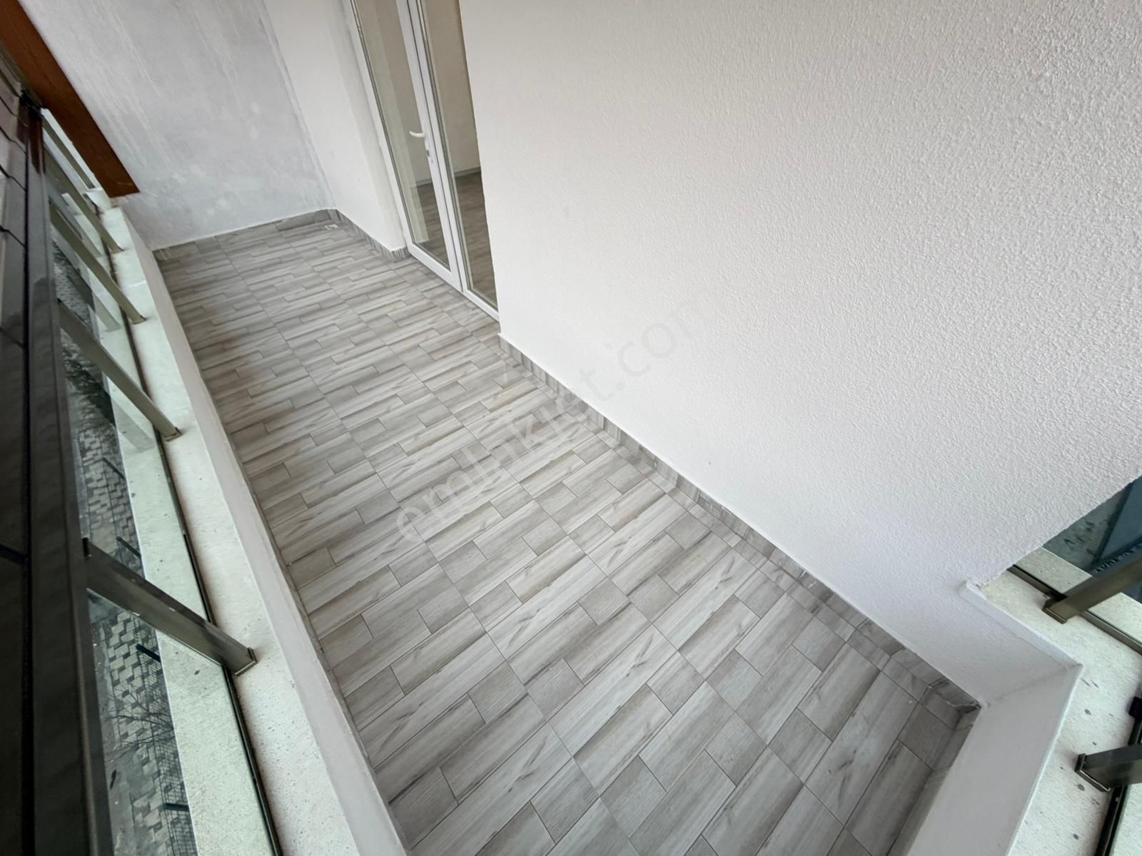 Keçiörende Cadde Yakını Sade Ve Şık Tasarımlı Ara Katta 3+1* - Görsel 28