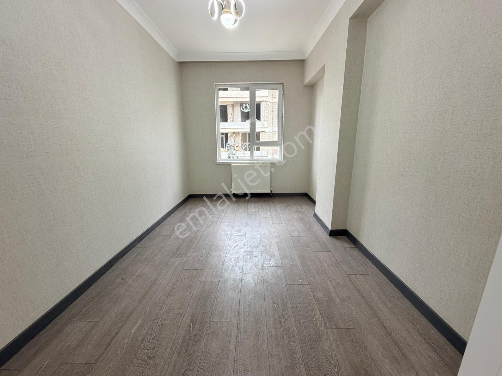 Keçiörende Cadde Yakını Sade Ve Şık Tasarımlı Ara Katta 3+1* - Görsel 14