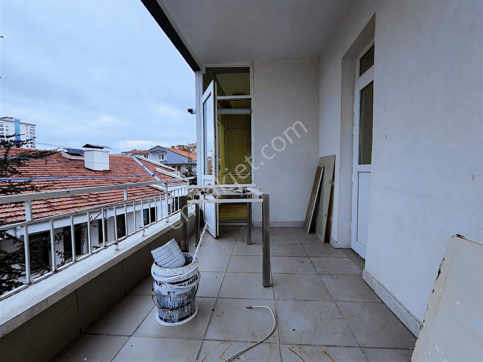 Huzur/mah/salı/pazarı/yanı/katta/4+1/mnz/yeri/düz/mantolama - Görsel 14