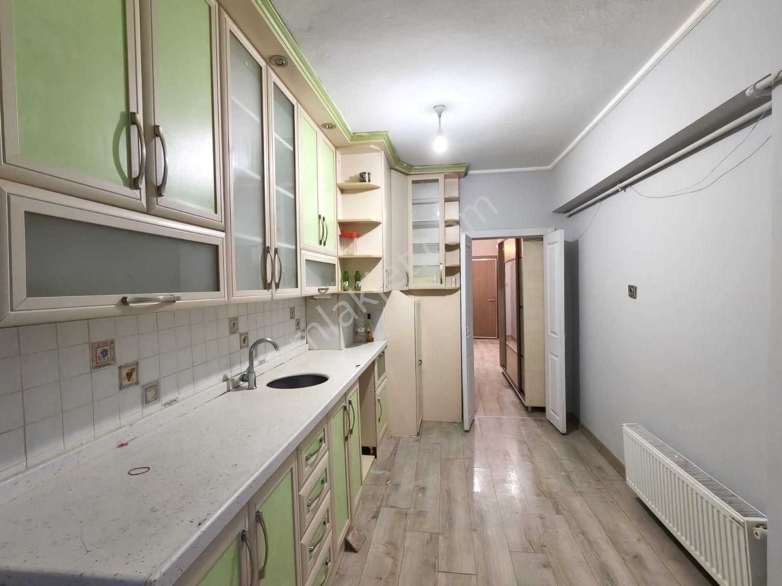 Huzur/mah/salı/pazarı/yanı/katta/4+1/mnz/yeri/düz/mantolama - Görsel 24