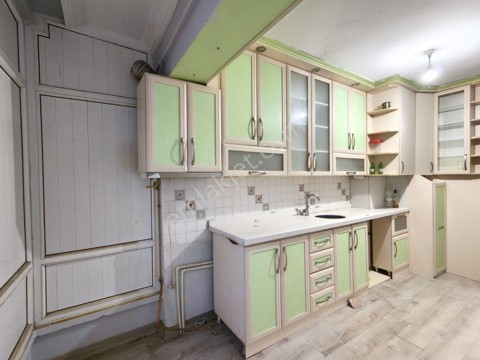 Huzur/mah/salı/pazarı/yanı/katta/4+1/mnz/yeri/düz/mantolama - Görsel 9