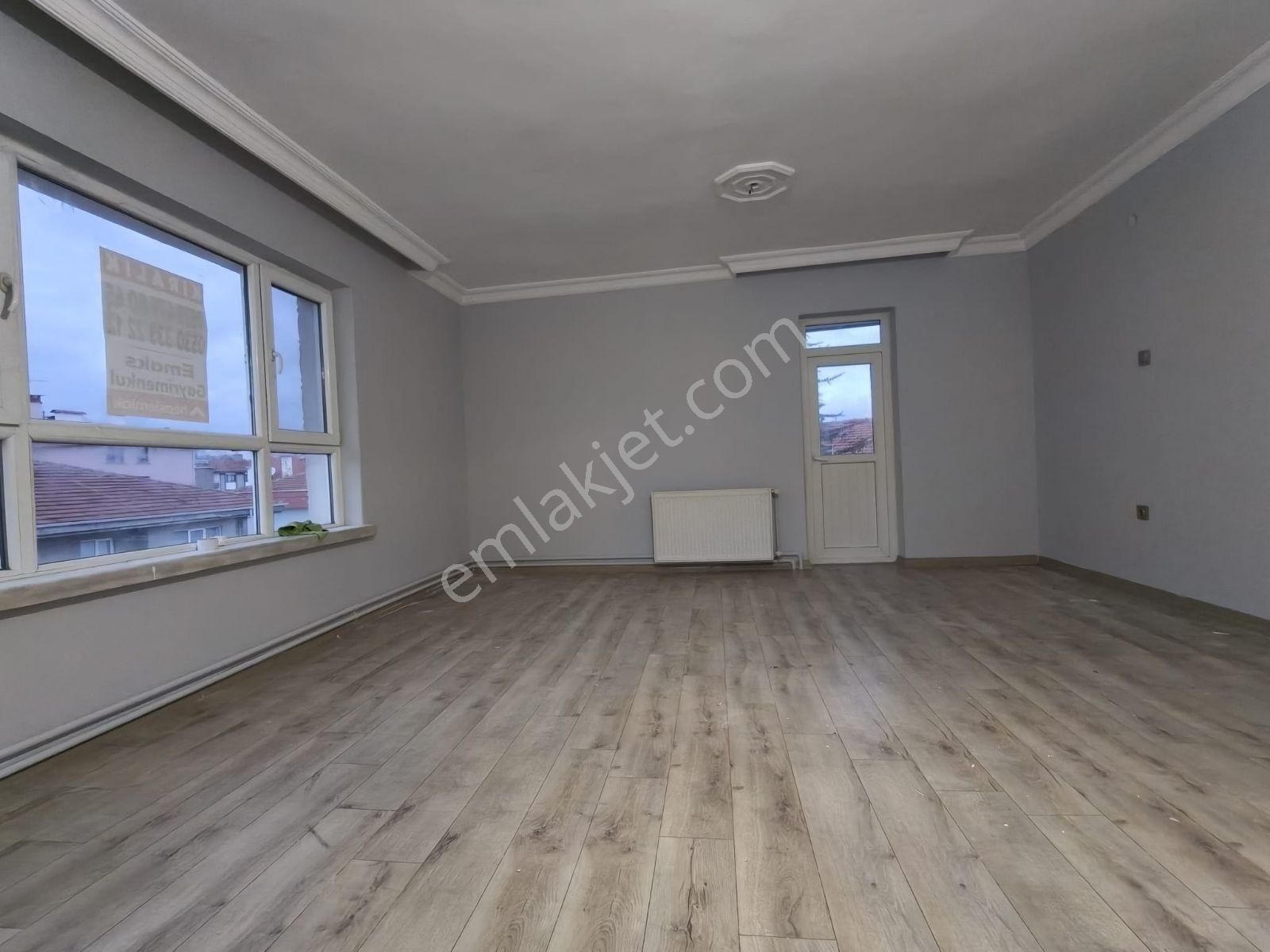 Huzur/mah/salı/pazarı/yanı/katta/4+1/mnz/yeri/düz/mantolama - Görsel 34