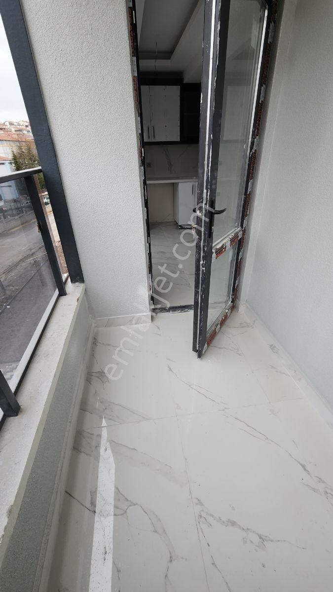 Bu Fırsat Kaçmaz 1.kat Konumunda Y.giriş Köşe Başı - Görsel 26